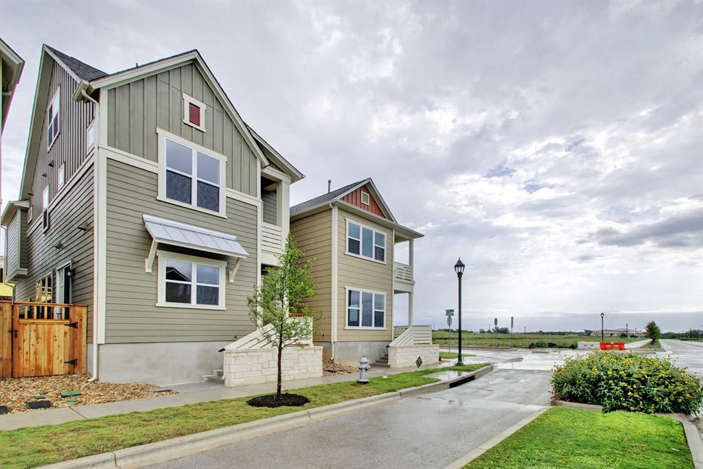 2910 Zach Scott Street