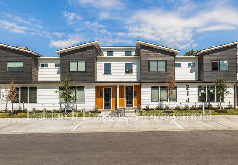 214 Lynn Drive - 301