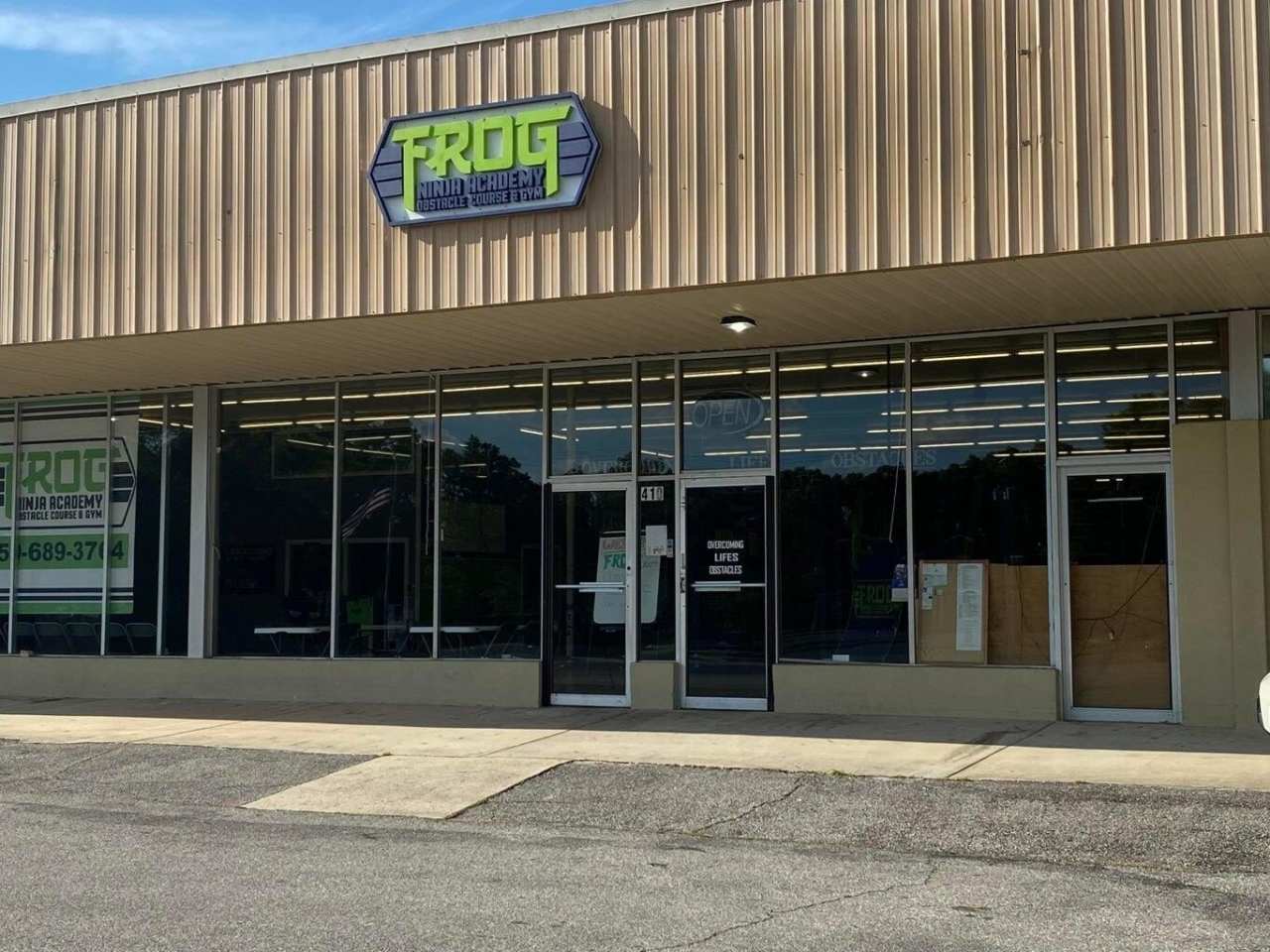 410 W James Lee Boulevard