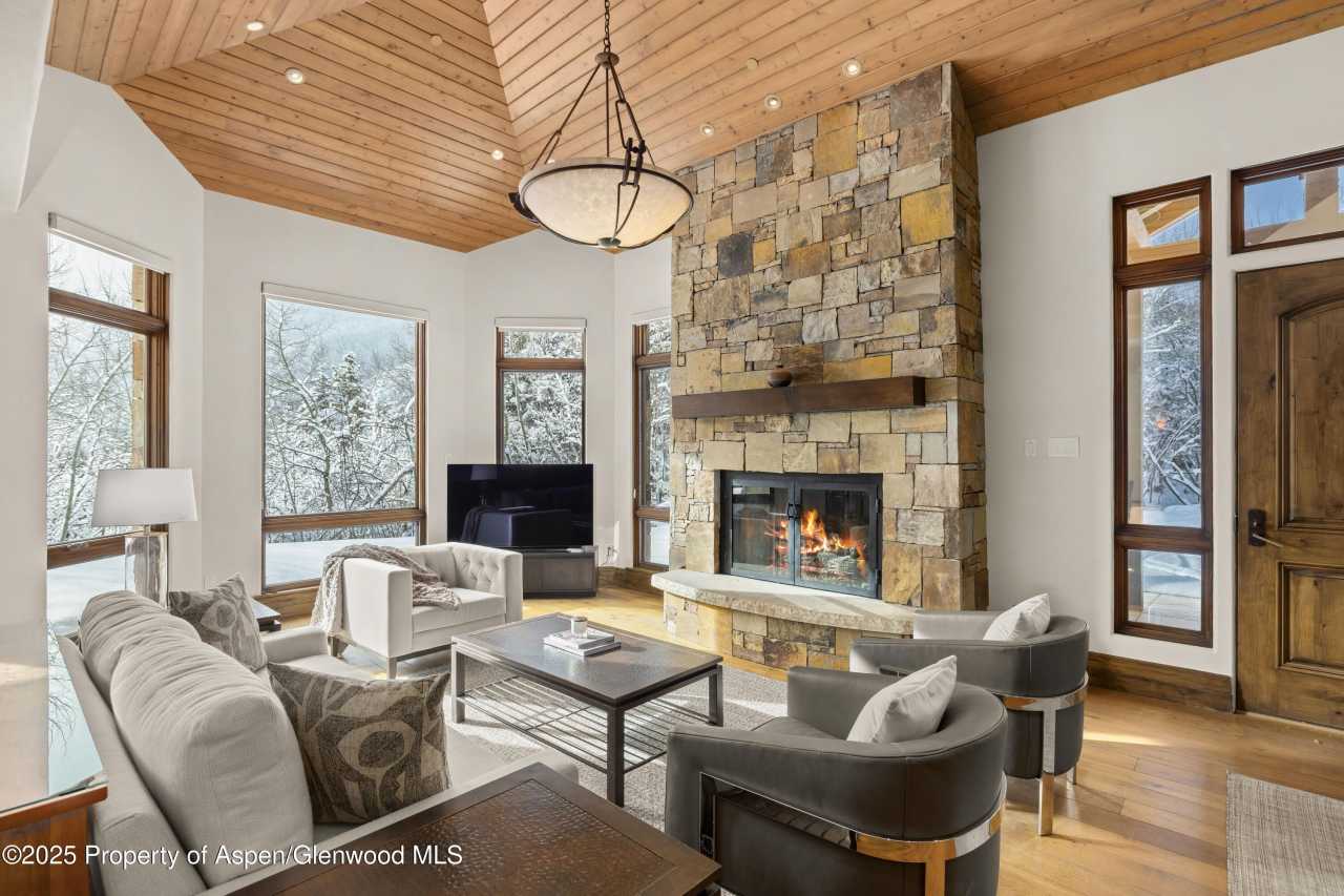 96 Mountain Laurel Court unit: B