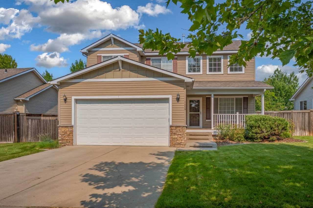 Montrose Community 4 bed 3 bath