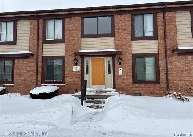 1975 Michigan Avenue