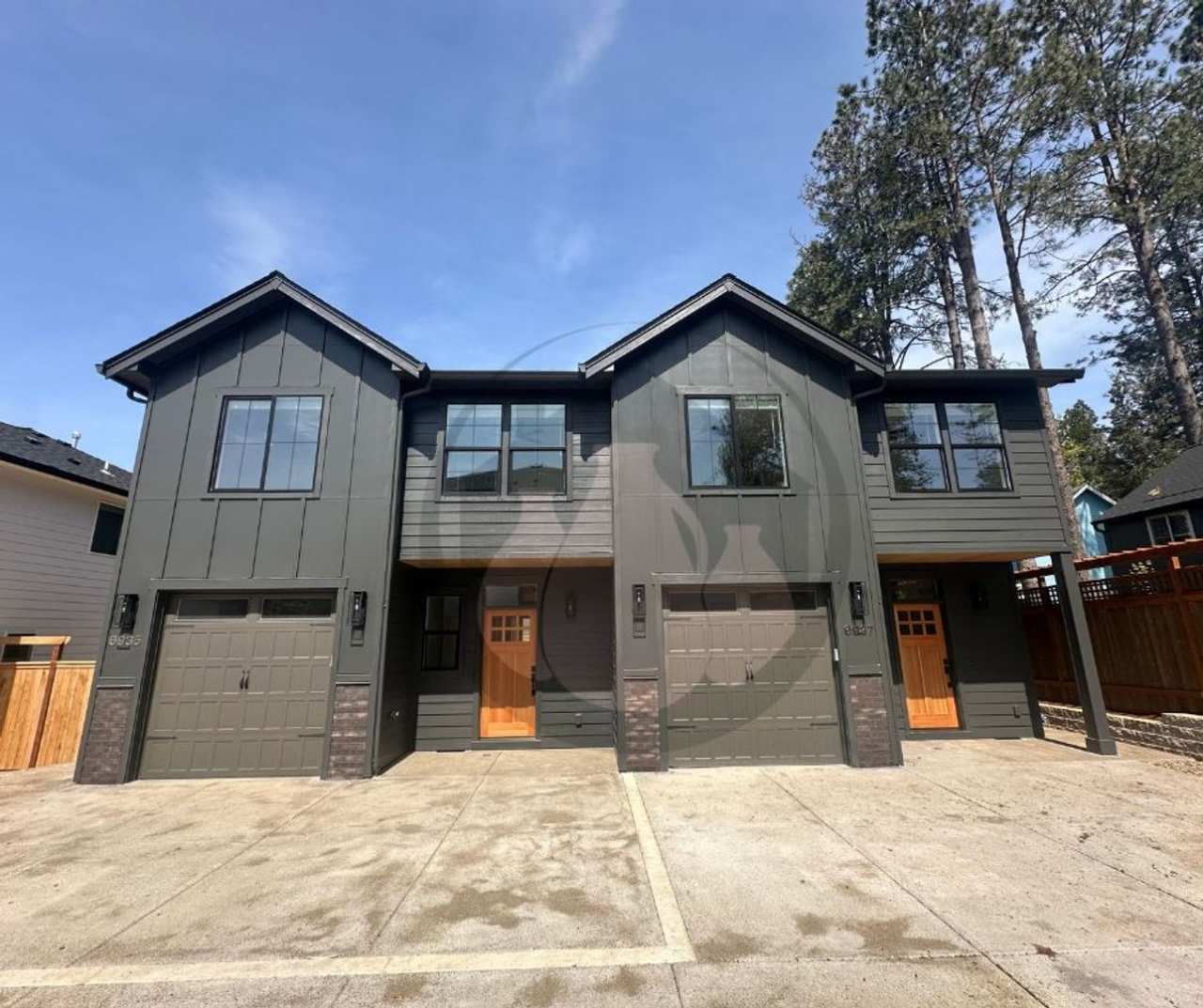 Talloc Ave SE Duplex