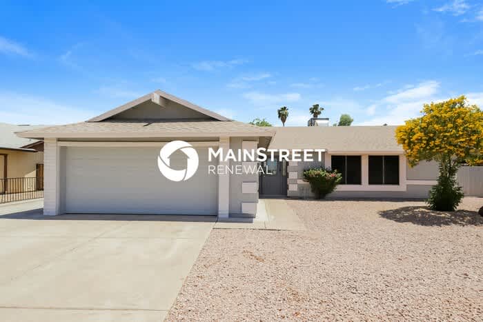 10237 North 45th Avenue