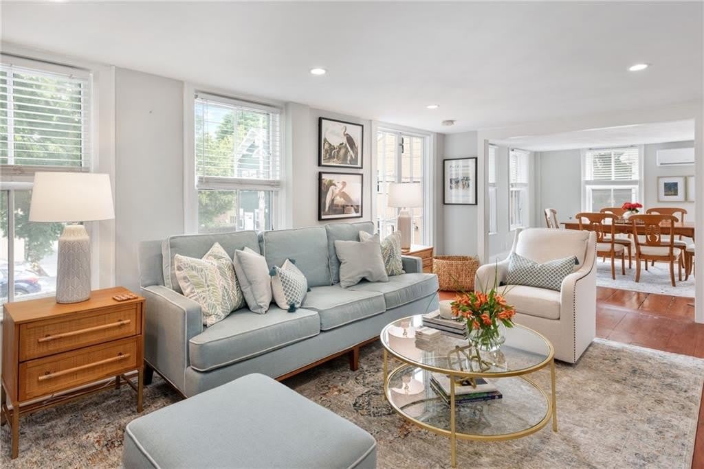 43 Farewell Street unit: 2