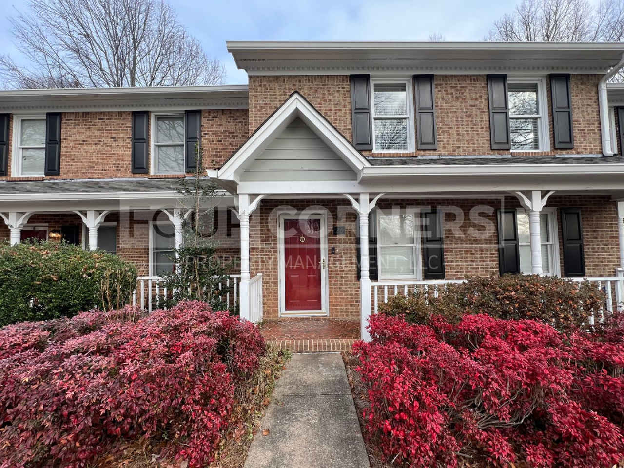 Beautiful 3 Bedroom 2.5 Bath Townhouse