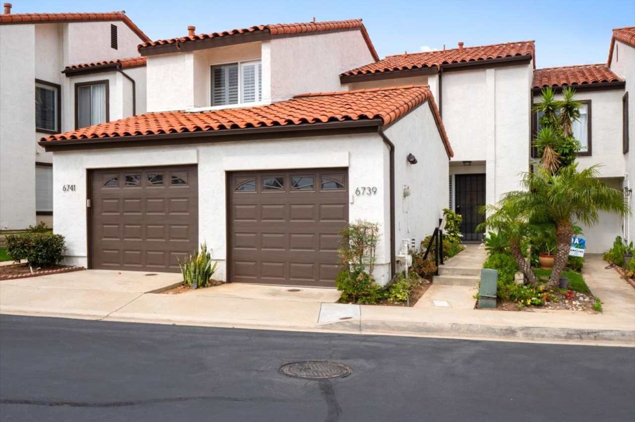 2-Bed, 2.5 Bath Ocean View Townhome in Alta Mira Carlsbad