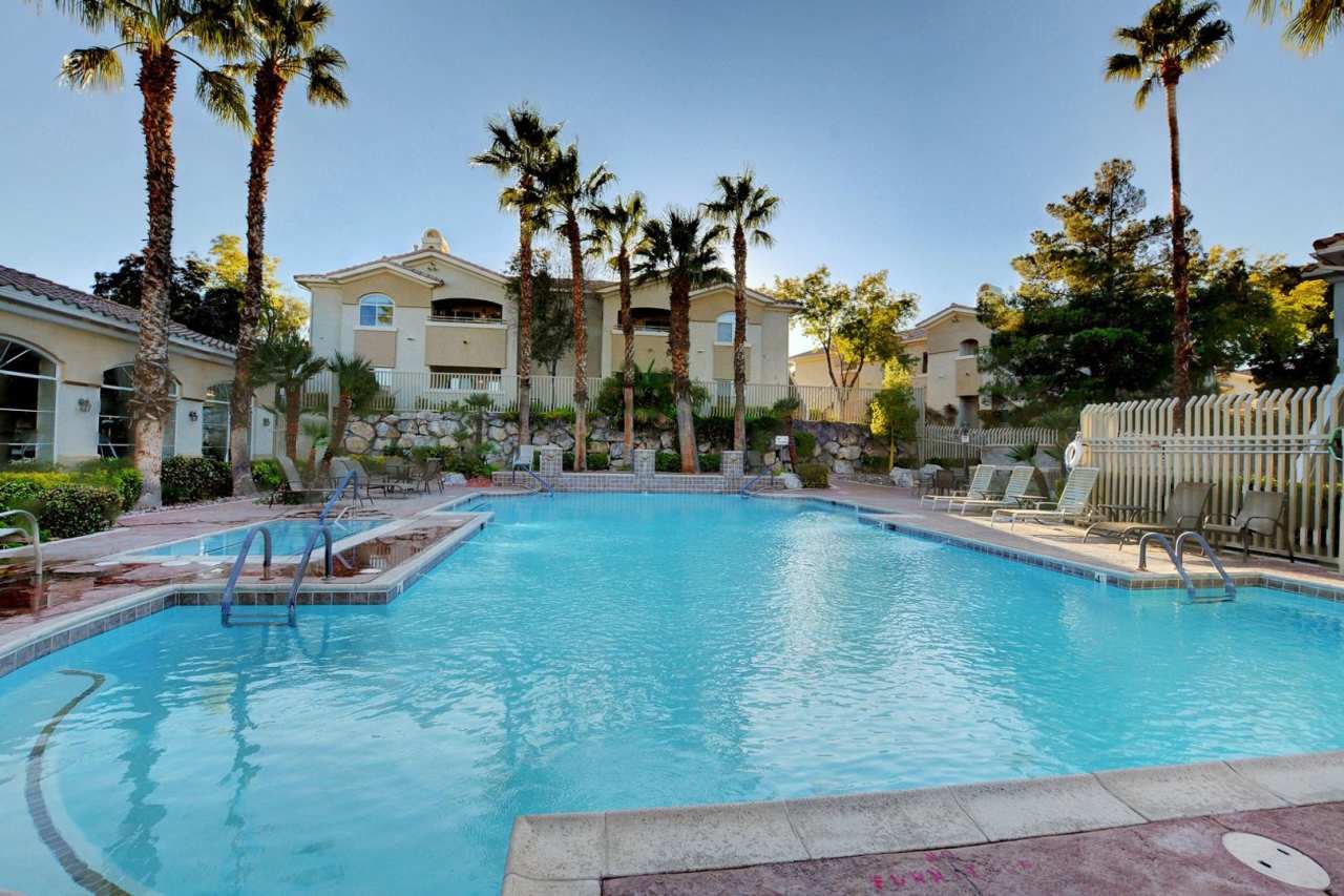 Beautiful 2 bedroom second story in Summerlin, Las Vegas, NV