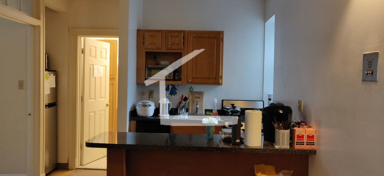 $500 rebate! Modern Apt w Heat  HW Included! Near BU Campus! Parking Available