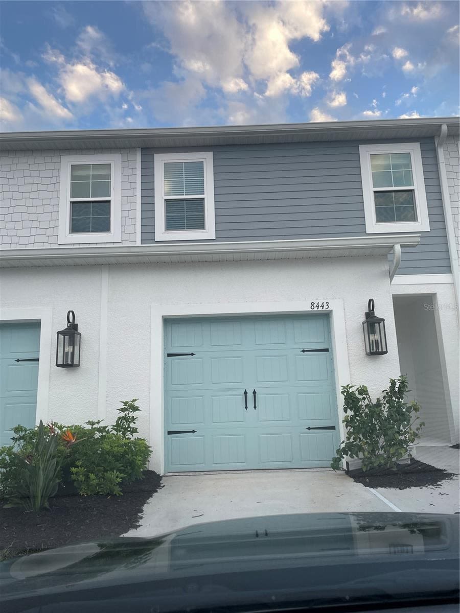 8443 CANYON CREEK TRAIL