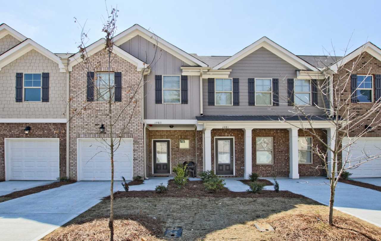 3 Bed 2.5 Bath Townhome in Jonesboro! Gardens at Lovejoy