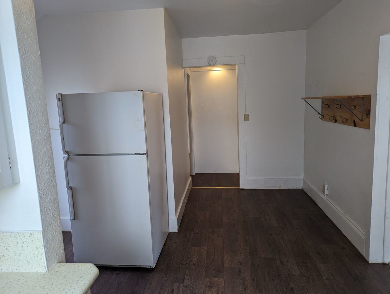 $1250 - 2 Bedroom 1 Bath Apartment - Heart of the City!