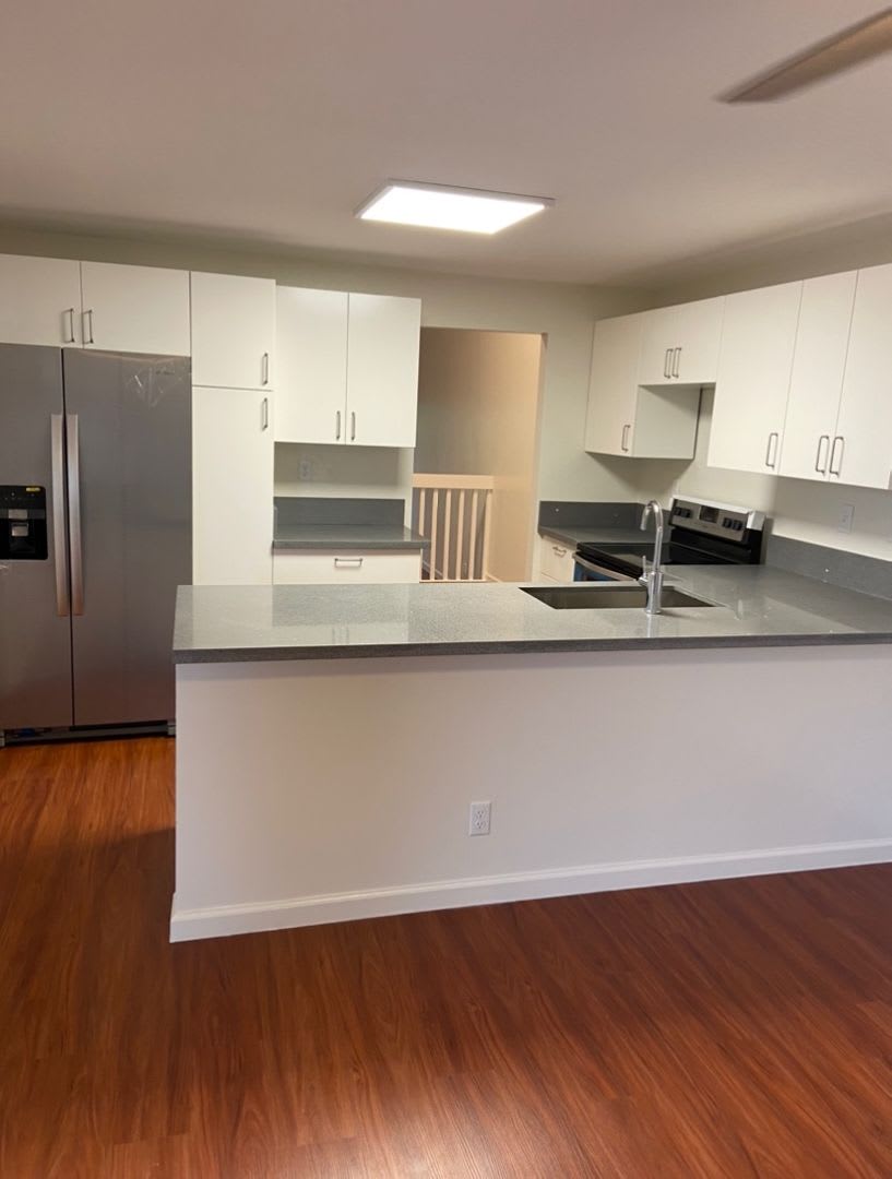 Newly Renovated 3 bedroom 2 bath Town home in Mililani Town