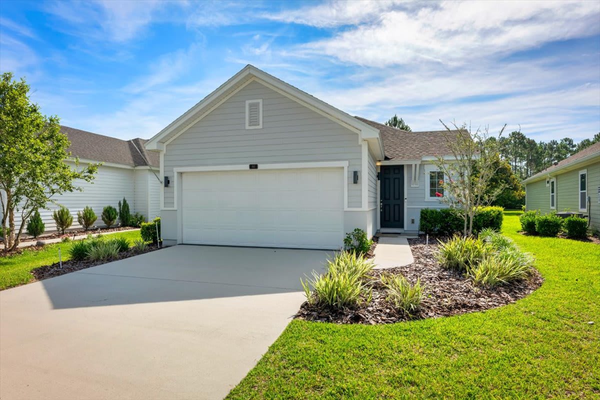 80 Vista Lake Circle