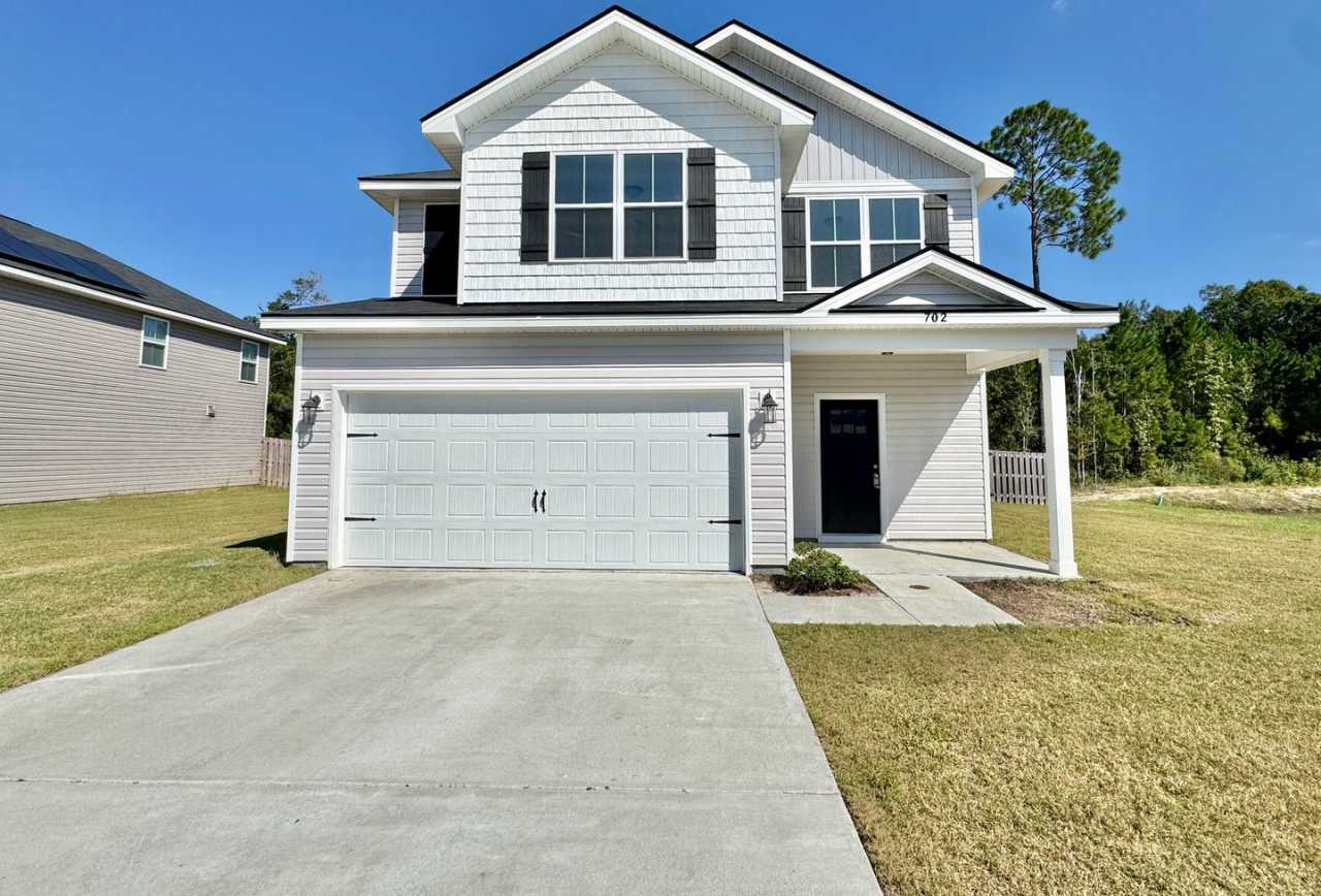 AVAILABLE NOW! (Pet Friendly)