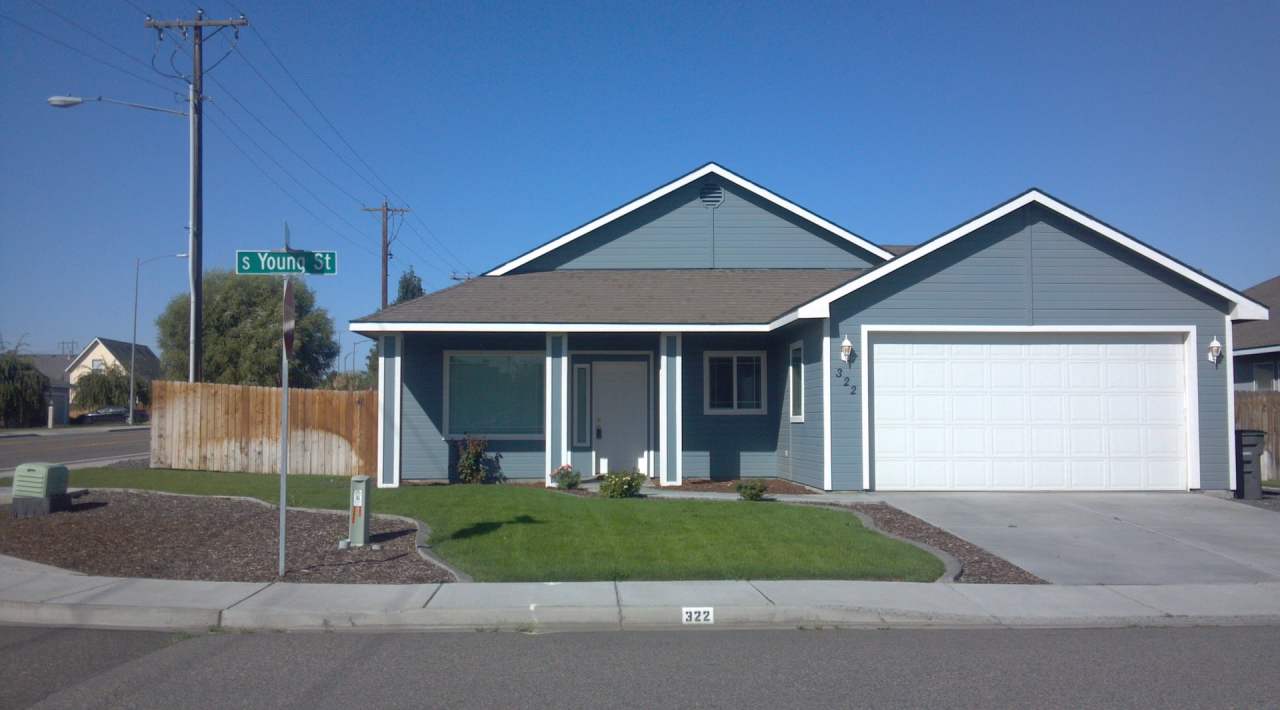 3 bed, 2 bath Single Level Home