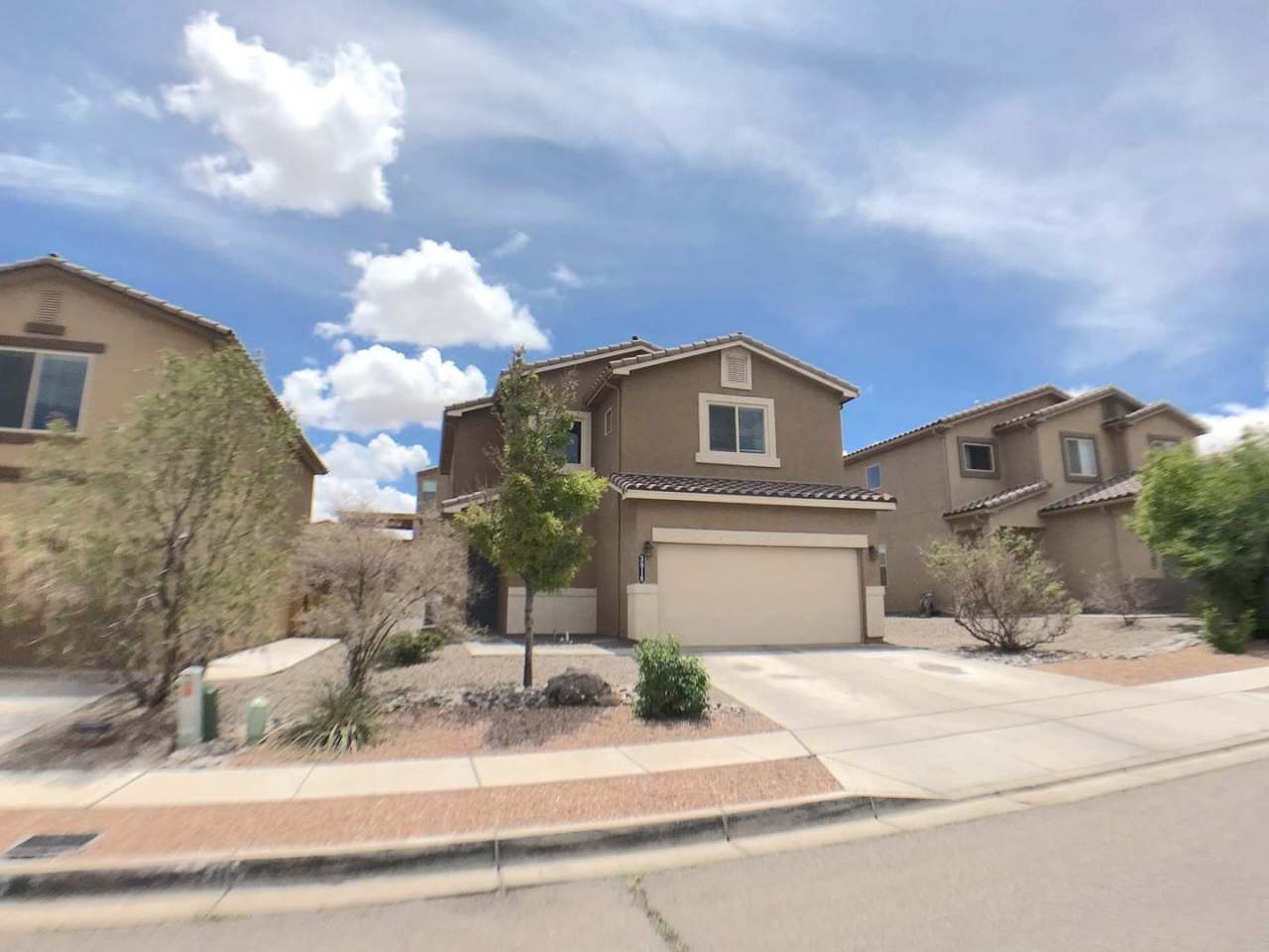Northern Rio Rancho 3 bedroom. Spacious Living. Loft space upstairs. Refrigerated Air. Great Location. Special!