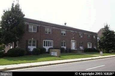 210 BROAD Street E unit: 201