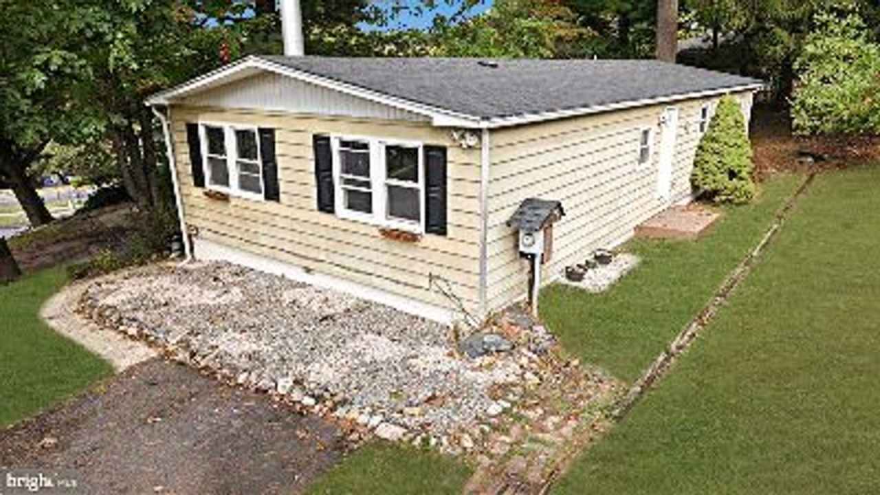 3 bedroom (Entire House) in the Solitude Village section of High Bridge