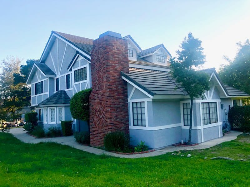 10947 Canoga Ave