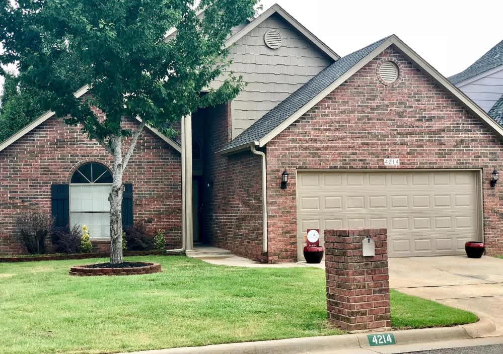 4214 South Willow Avenue