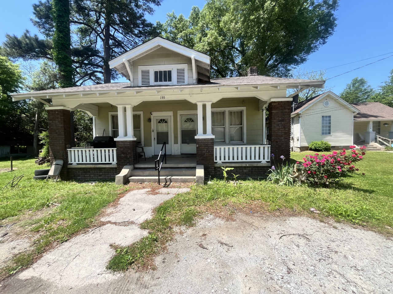 135 Hollywood Drive - 2 - North