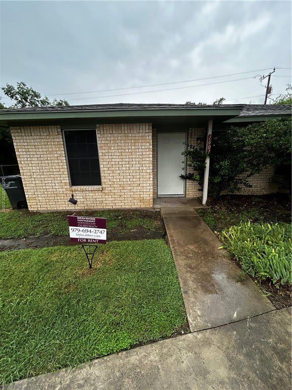 1601 Mossglenn Circle