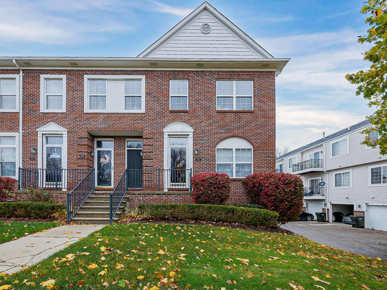 Welcome to this beautifully remodeled home in Sterling Heights, MI!