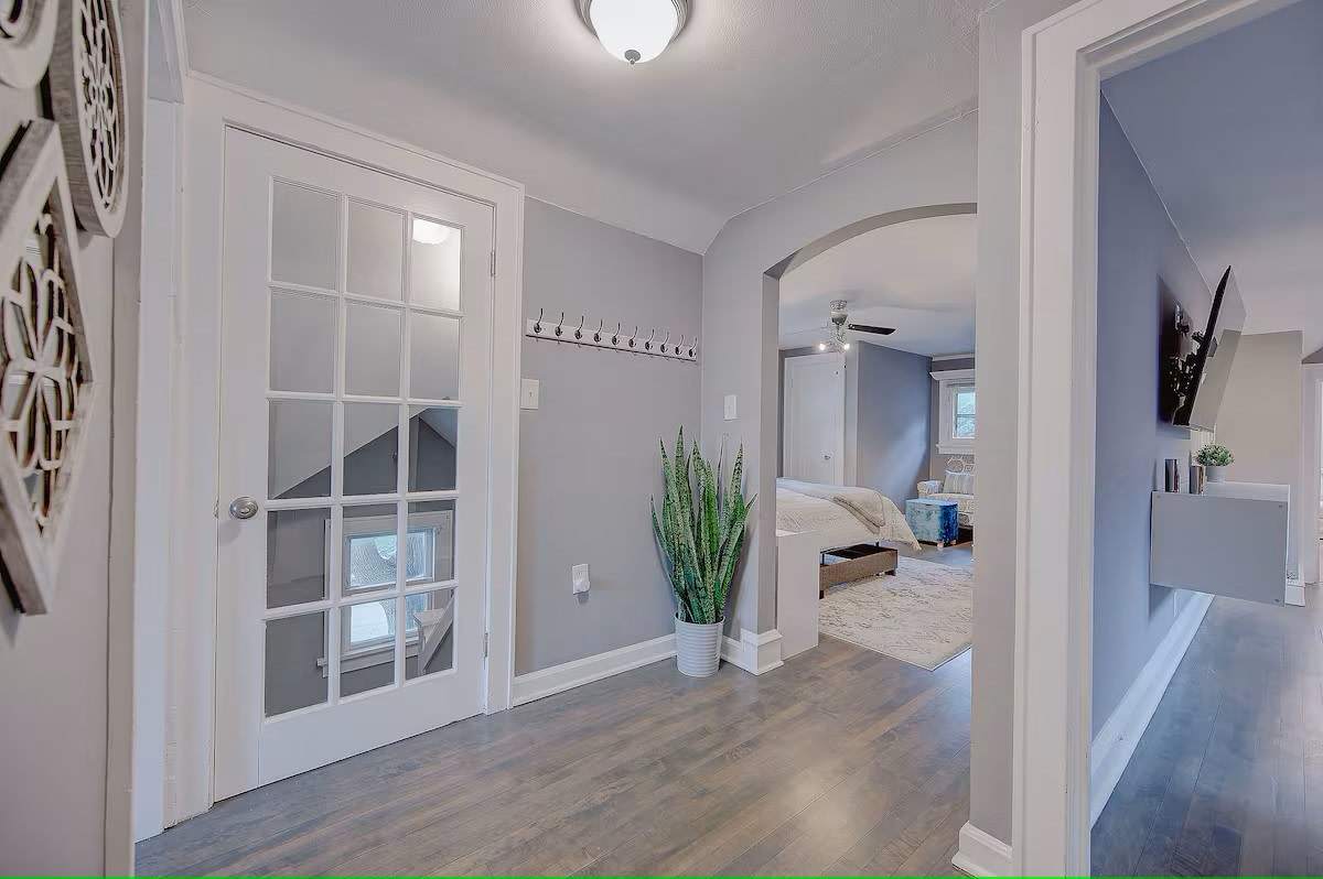 1301 East Oklahoma Avenue - 2