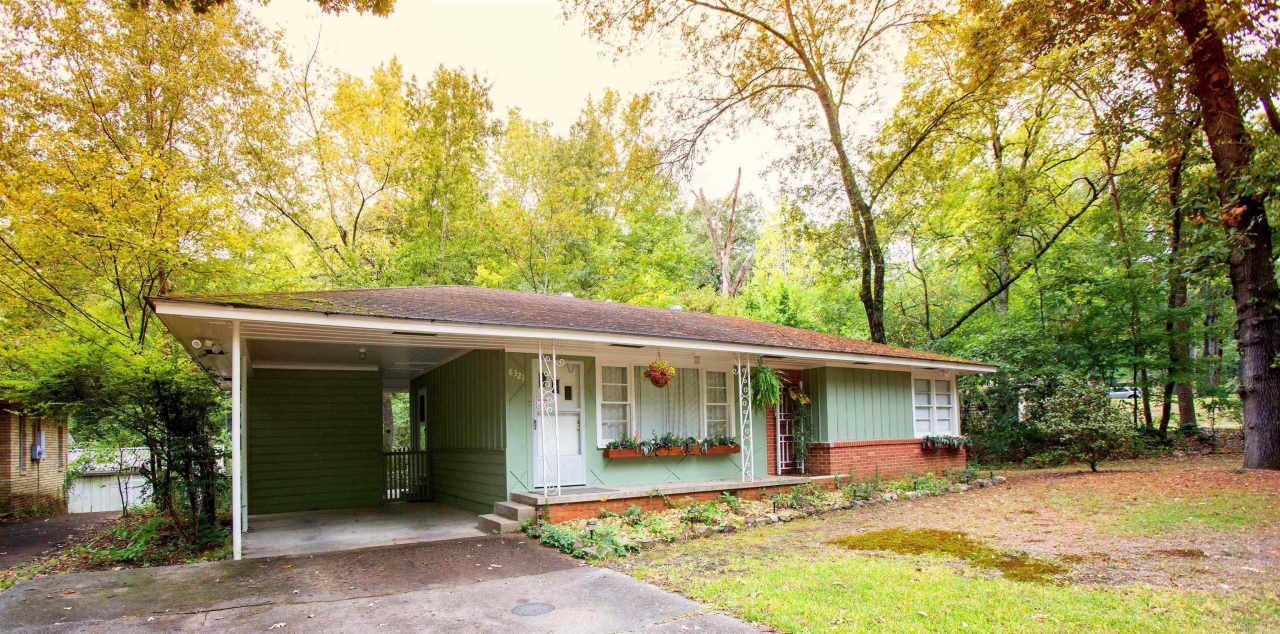 8321 Westwood Avenue