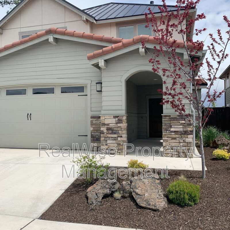 63105 NW Via Cambria