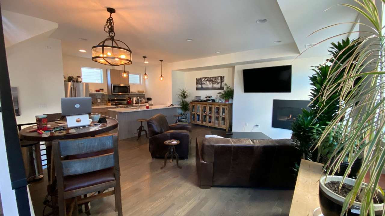 Charming 2BR Townhome in Denver