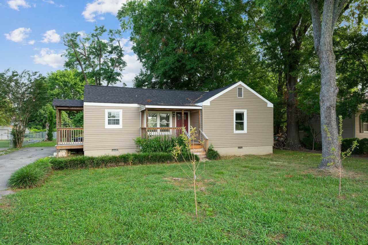 Three Bedroom One Bathroom House For Rent