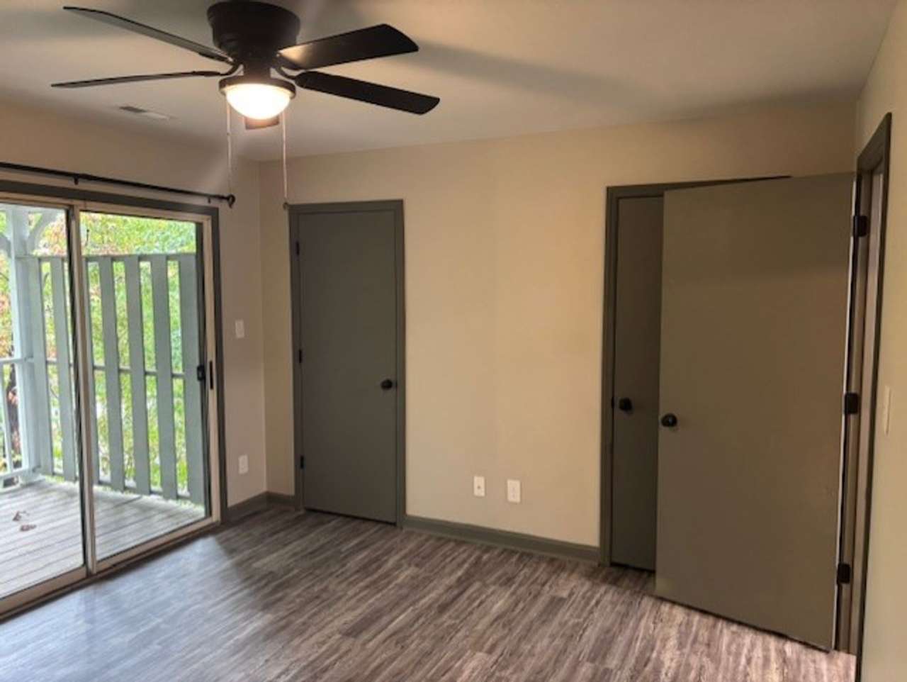 Camden Pointe Apartments