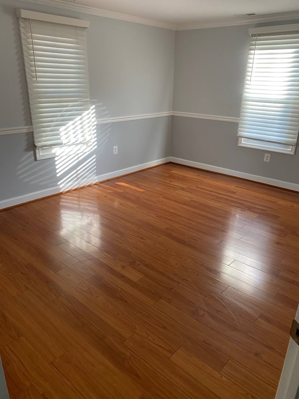 438 Main Street - Top Floor D Available $750