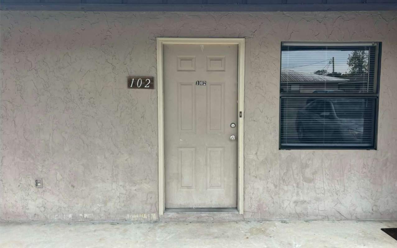 3806 NW HUNTSBORO 102