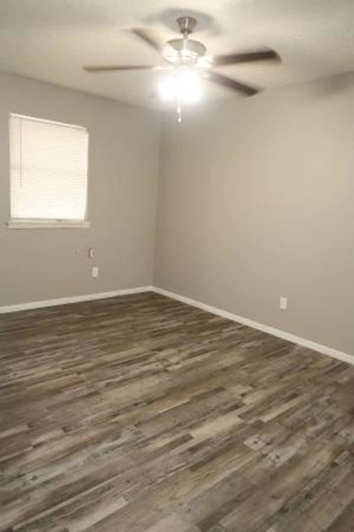 Primavera Apartments