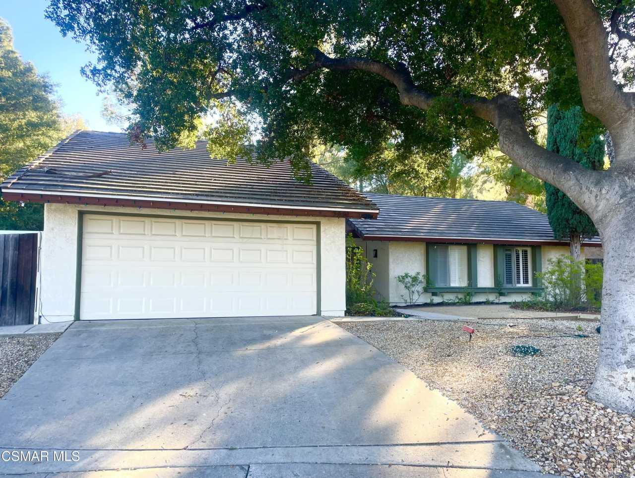 2881 Lodgewood Street