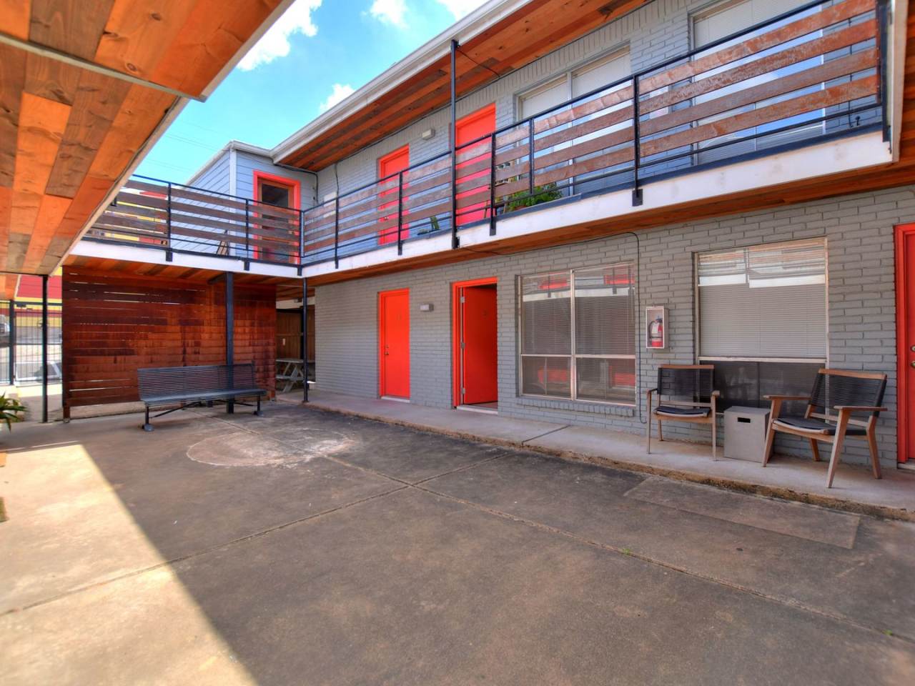 Peppertree Apartments
