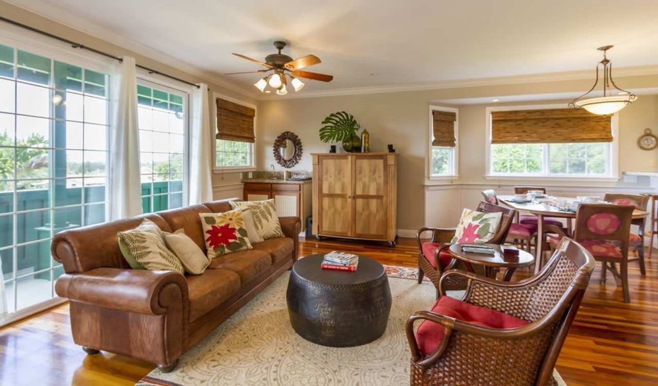 Estate on 1 acre 3 bedroom 2.5 baths and attached 2 car garage