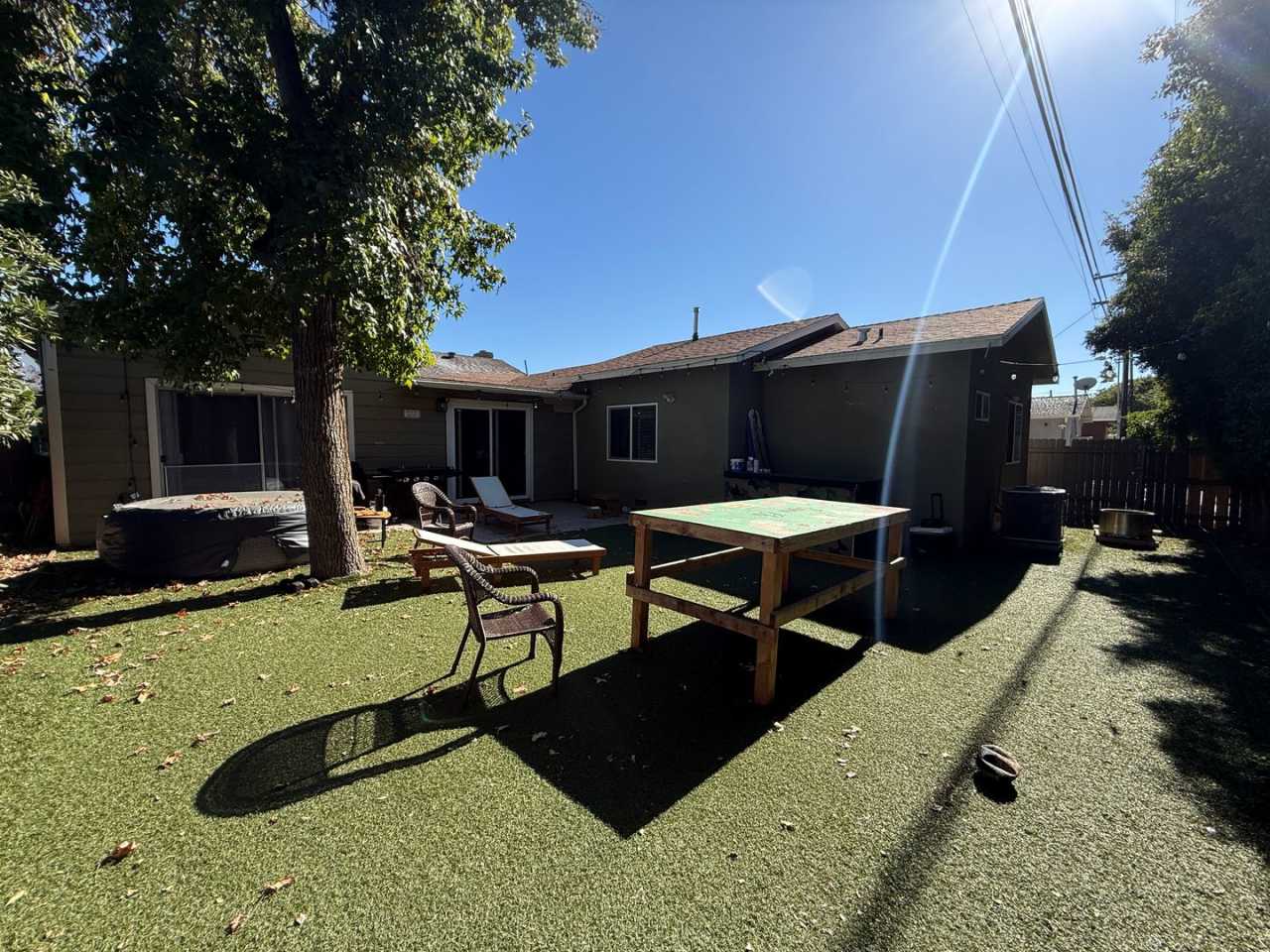 7BD/4BA w/ Driveway Parking and Backyard!