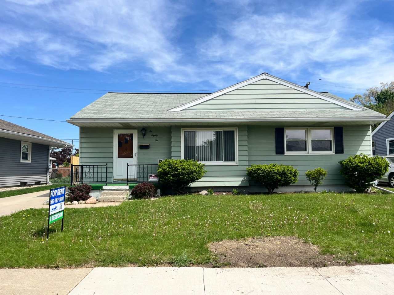 682 Commonwealth Ave.