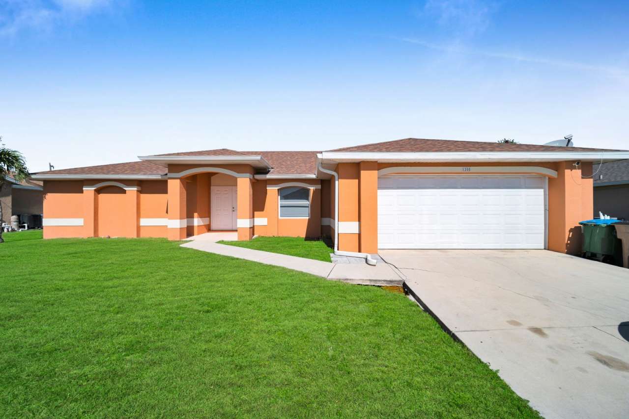 Dive Into Comfort – Home with Pool , Special Offer! Qualify for a deposit-free option and save on move-in costs!