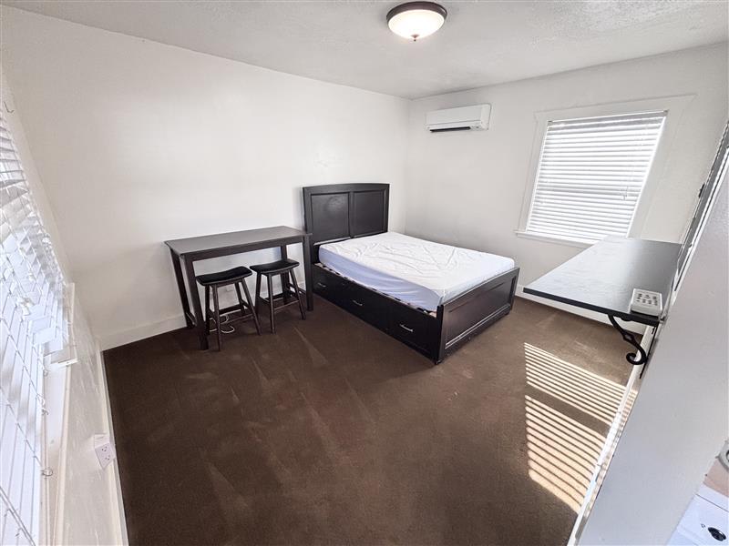 1105 South State Street - 22