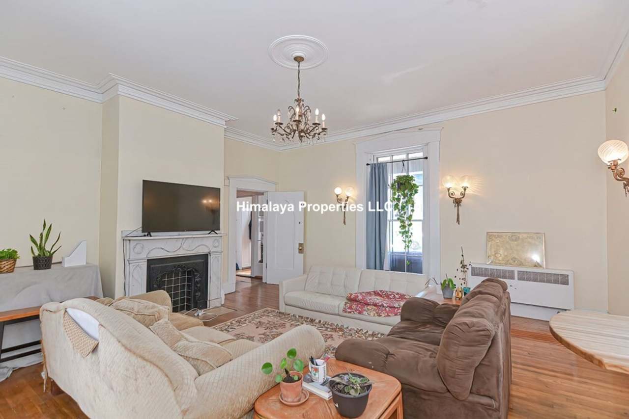 137 Hillside St #139A Boston MA 02120