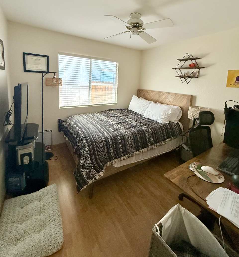 13940 Barrymore Street