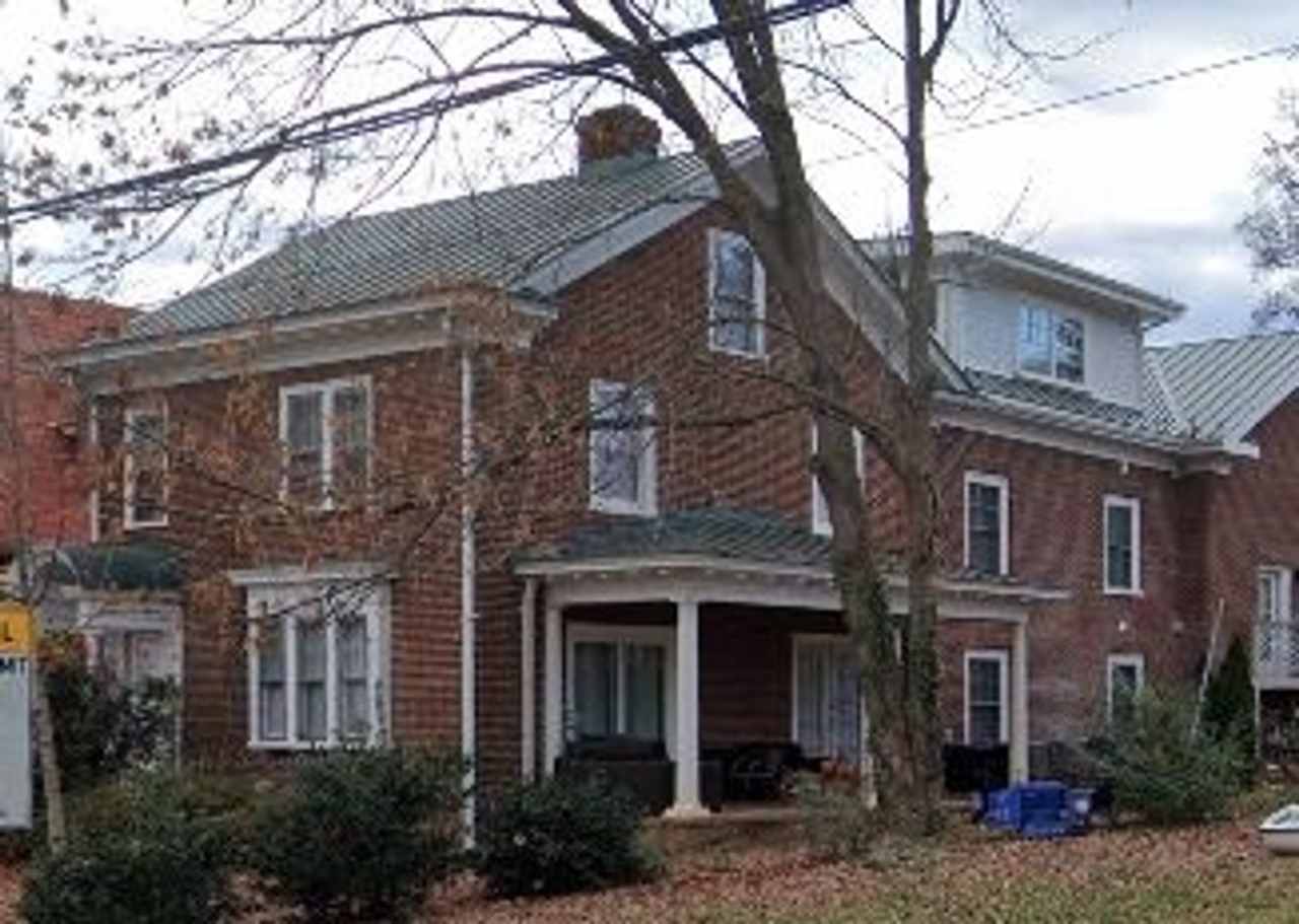 Heart of 14th ST / 3 bedroom 2 Bath 515 14th St NW Apt B