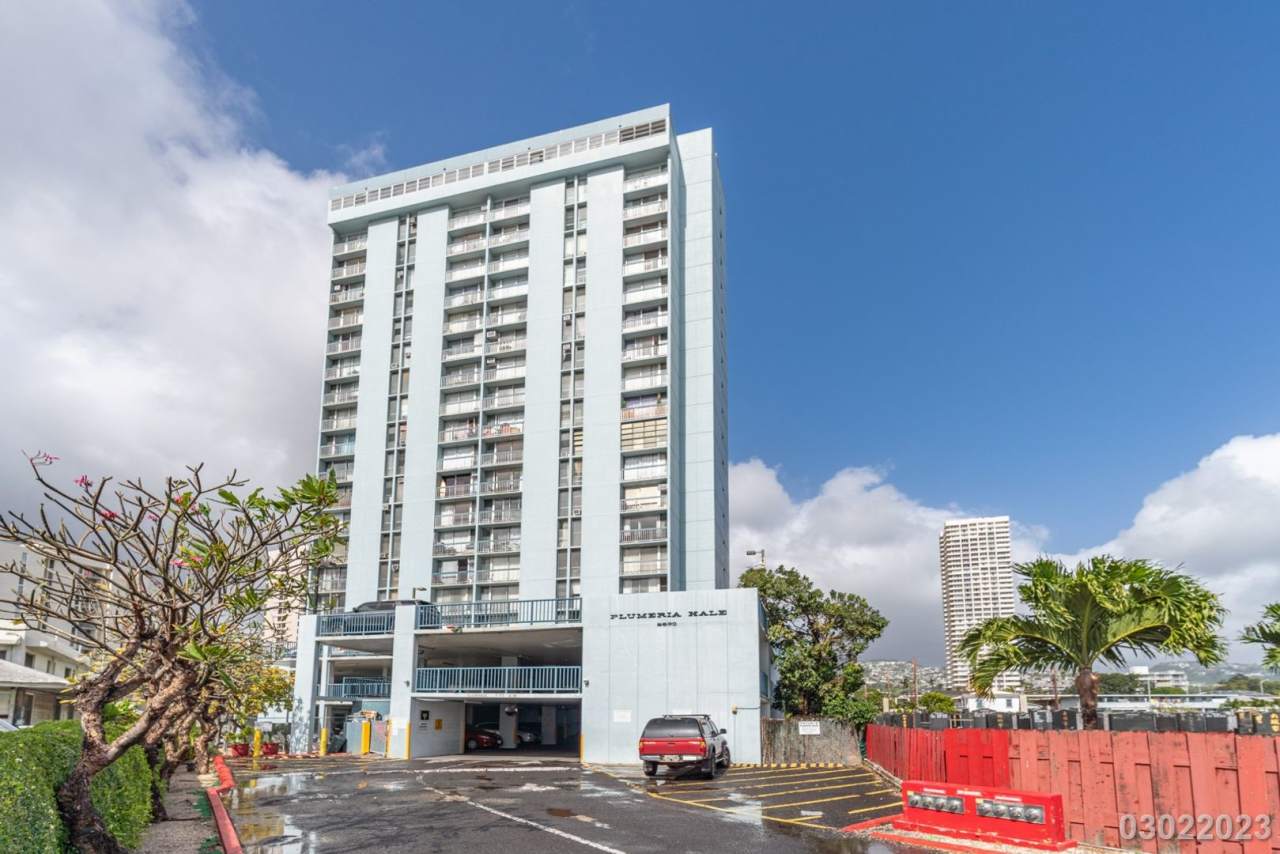 $2,500 / 2br - 717ft2 - Plumeria Hale 2br, Avail Now, Must See! (Honolulu)