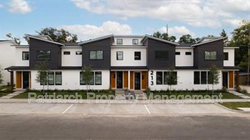 213 Lynn Drive - 201