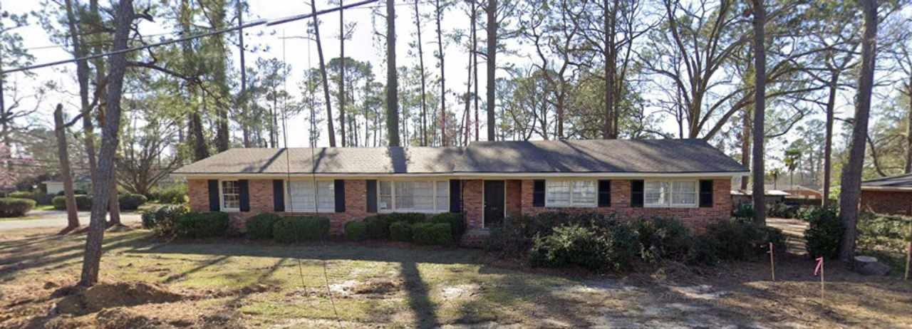 1st Month Free! - Charming 3BR Home with Modern Finishes  Screened Porch – Near VSU!